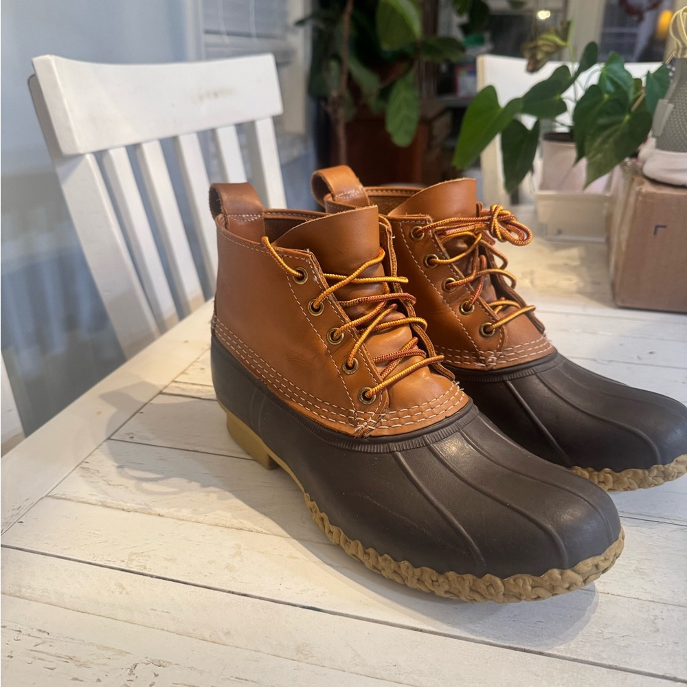 L.L. Bean Men’s 6” Bean Boots